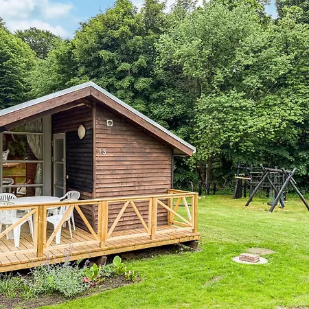 펜션 2 Bedroom Cozy In
